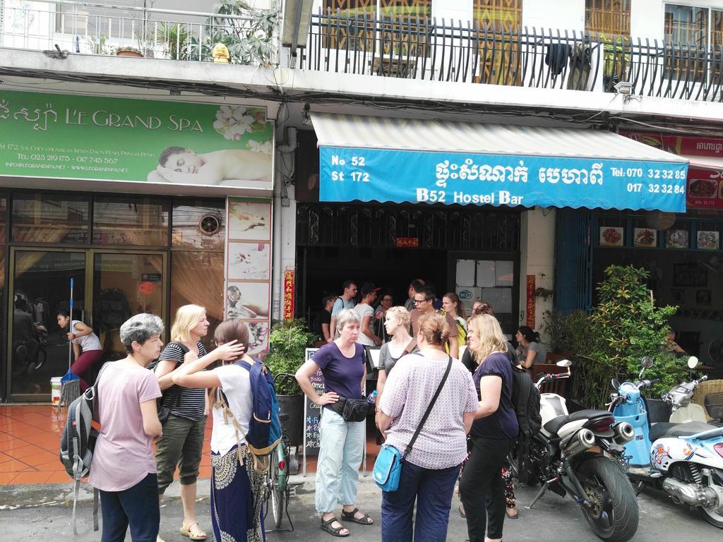 B52 Hostel Phnom Penh Exterior photo